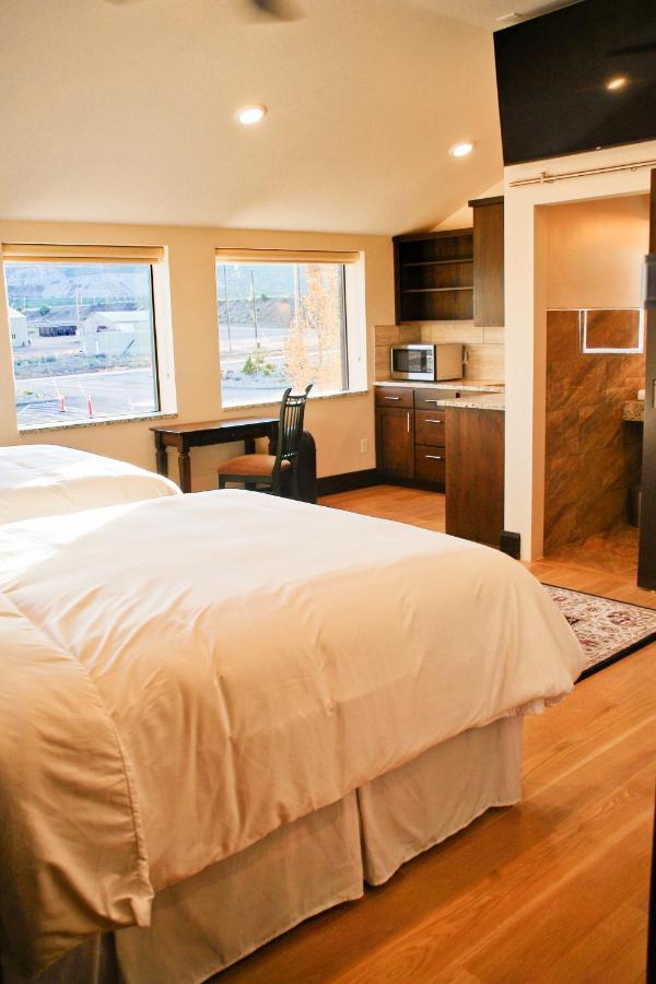 Iron Springs Luxury Lodge & Spa Cedar City Extérieur photo